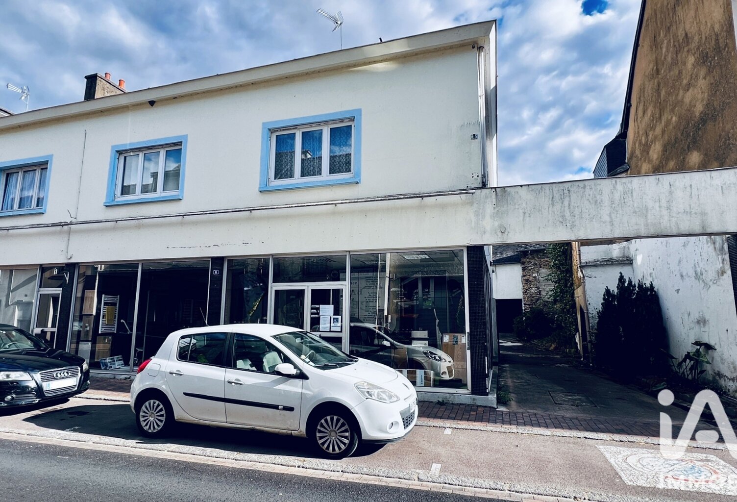 Vente Boutique/Local commercial 394 m&sup2; — photo 1