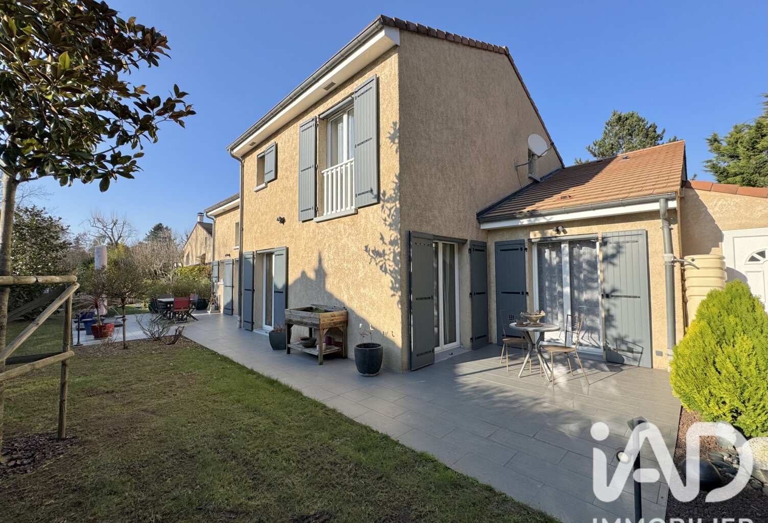 Vente Maison/villa 8 pièces — photo 1