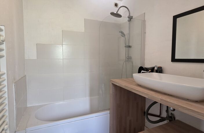 Vente Maison de ville 3 pièces — photo 2