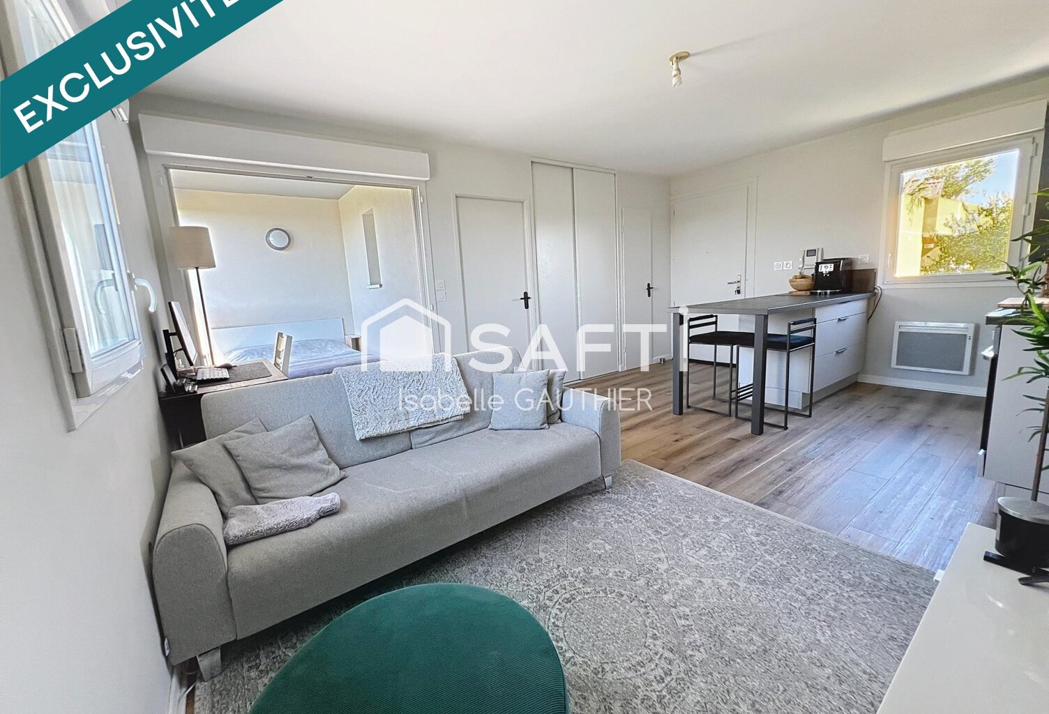 Appartement T1 BIS 33 m² meublé et rénové, dernier étage, avec garage fermé — photo 1