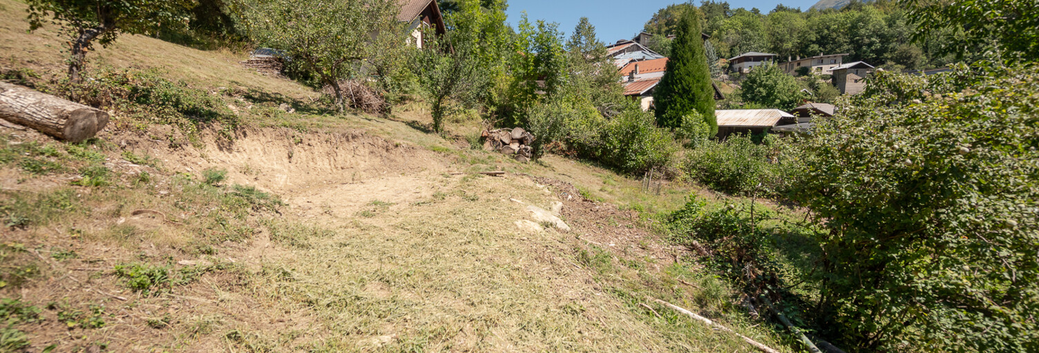 Terrain  400 m² à vendre à Hautecour (73600)