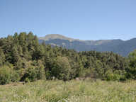 HAUTECOUR – TERRAIN CONSTRUCTIBLE AVEC VUE SUR LES MONTAGNES — photo 4