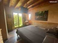 Venez découvrir ce magnifique chalet de 146m2 dans un cadre de rève. — photo 4