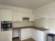 A LOUER - APPARTEMENT DE 5 PIECES AVEC DOUBLE GARAGE - CENTRE VILLE DE CHARTRES — photo 2