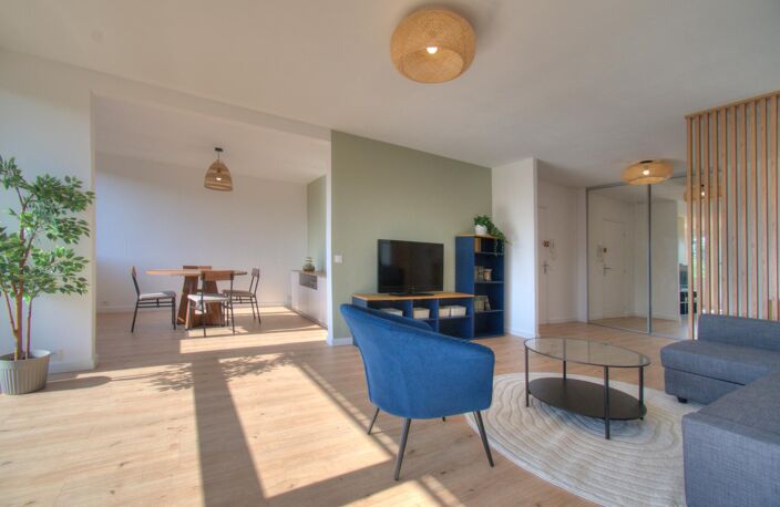 Appartement T3 de 85 m² avec garage, cave et parc privatif — photo 2