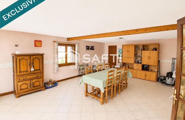 Maison bien située, propre et deux garages. — photo 5