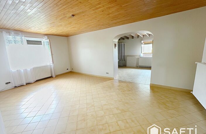 Grande maison d'un hameau calme de Polliat — photo 5