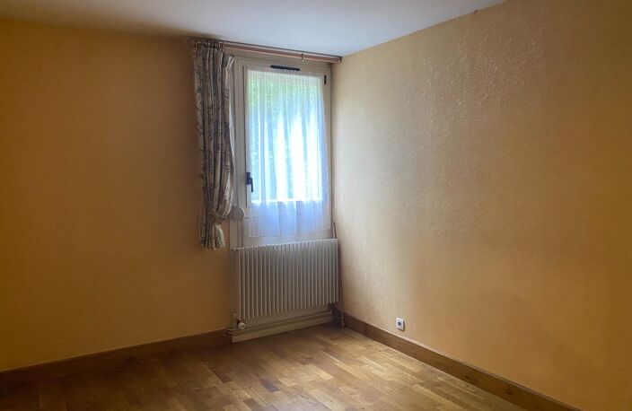bel apartement  en rez de chaussé sur cour — photo 2
