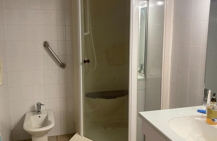 bel apartement  en rez de chaussé sur cour — photo 3