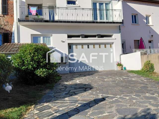 Maison familiale de caractère avec espace professionnel — photo du bien
