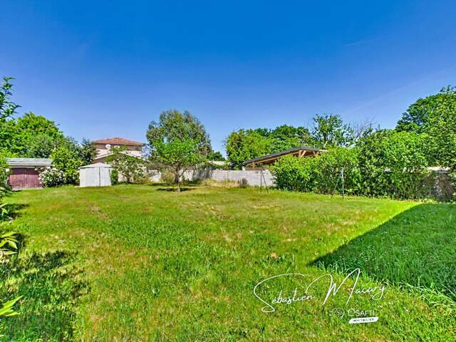Parempyure - Maison 3 chambres - Terrain 1183 m2 — photo du bien