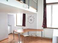 studio lumineux avec mezzanine — photo 2