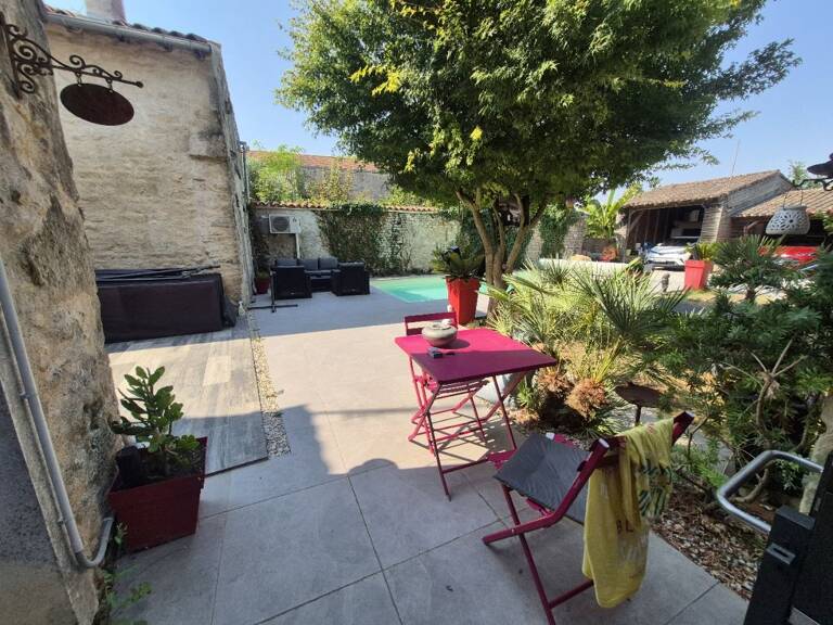 Maison — photo 1