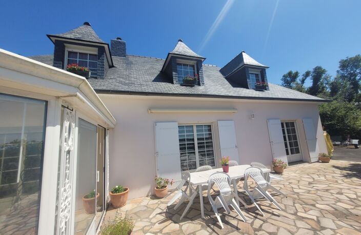Maison familiale avec vue sur la vallée — photo 2
