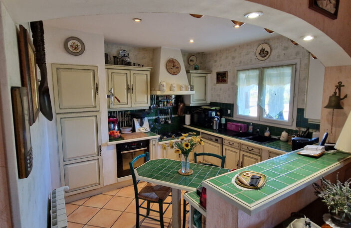 Maison avec vue dominante au calme — photo 4