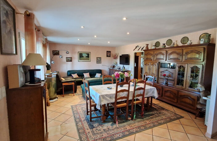 Maison avec vue dominante au calme — photo 3