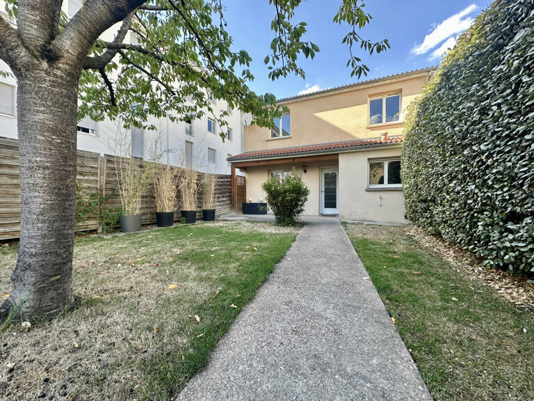 Maison meublée à louer   Clermont-Ferrand secteur 1er Mai / — photo 1