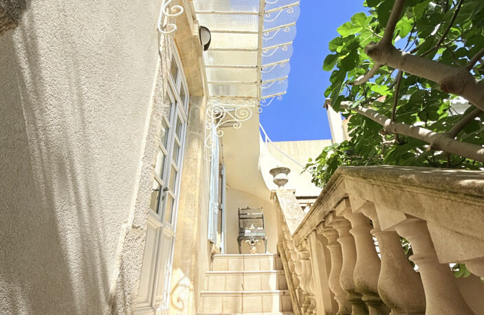 Maison de Maître Art Nouveau au Grau-du-Roi I Rive Droite, 175 m², Cour Intime & Loggia d’Apparat — photo 5