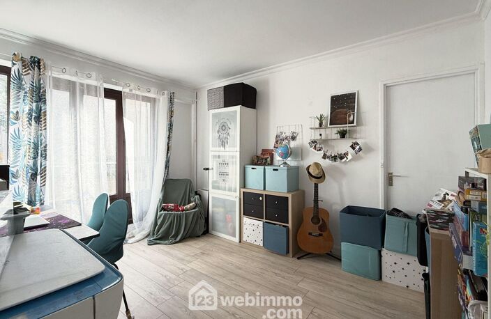 Appartement - 73m² - Chennevières-sur-Marne — photo 4