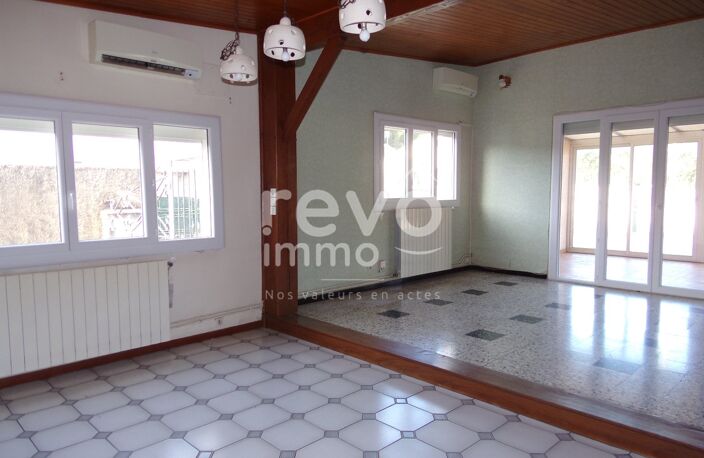 Villa — photo 5
