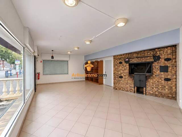 Local commercial – Boulangerie à vendre — photo du bien