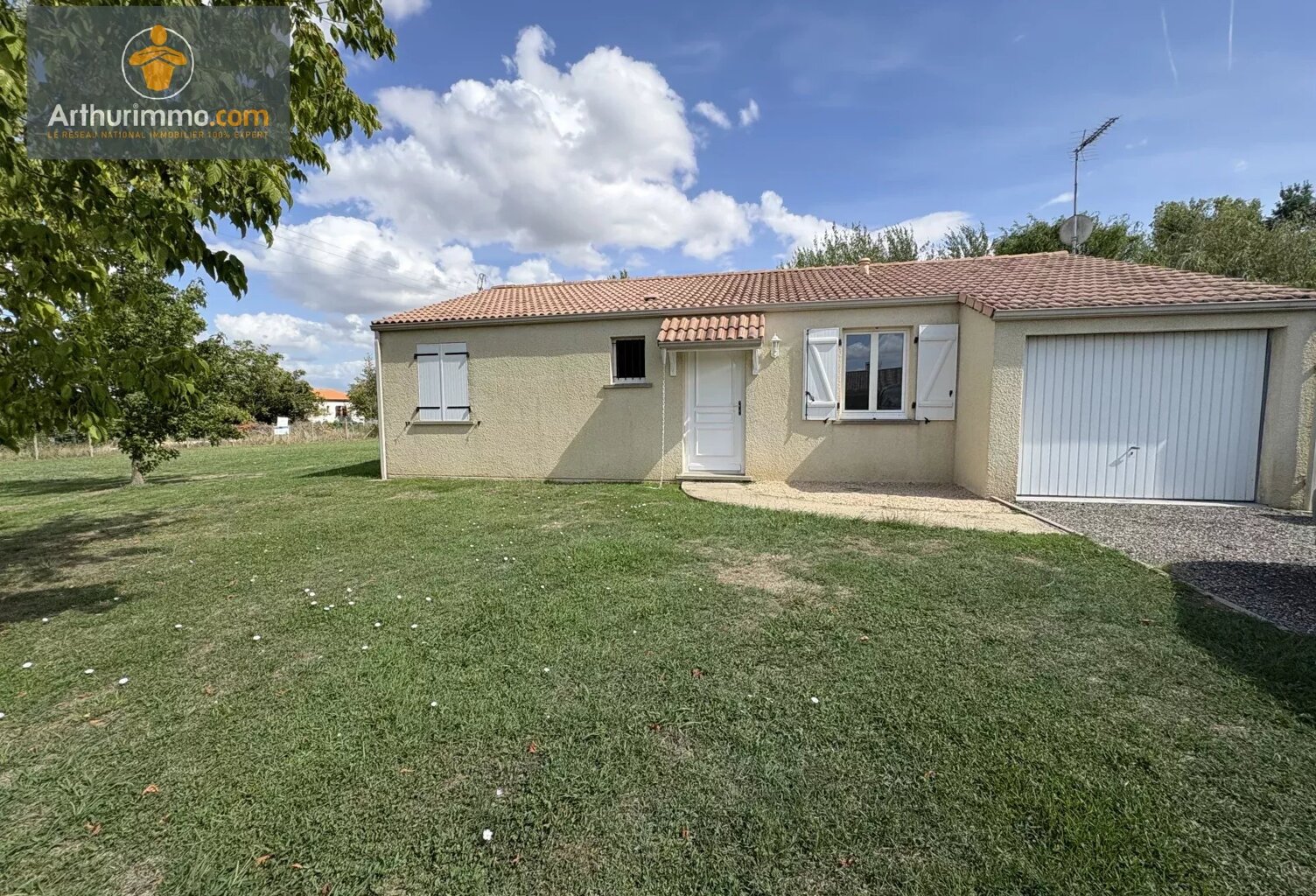 Maison 85 m² plain-pied garage jardin — photo 1
