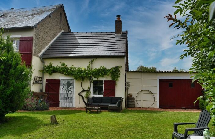 À vendre à Alluy (58) : 2 maisons et un gîte — photo 2