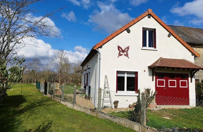 À vendre à Alluy (58) : 2 maisons et un gîte — photo 3