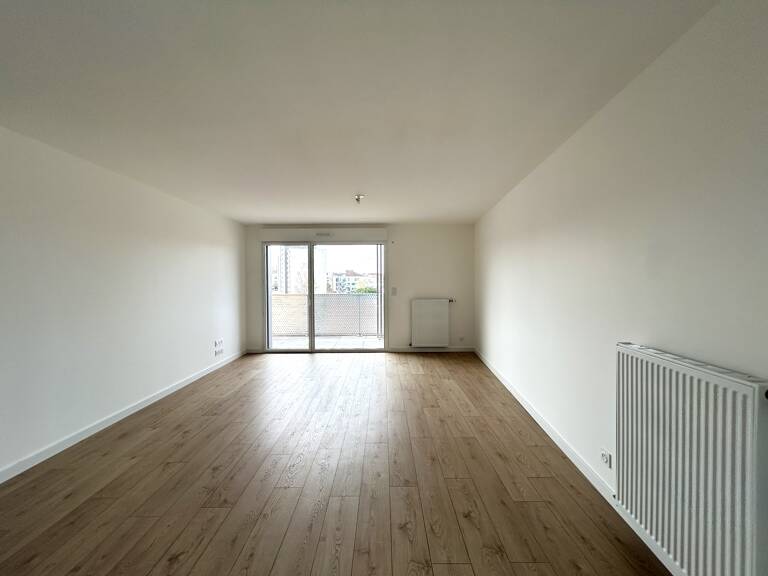 À LOUER – T3 neuf de 63 m² avec grand balcon CENTRE VILLE de La Roche-sur-Yon — photo 1