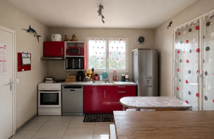 Maison des années 1970 avec beau potentiel à Neung-sur-Beuvron — photo 2