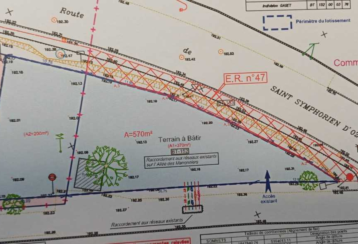 CORBAS   TERRAIN CONSTRUCTIBLE 570 m2   140 000 EUR — photo 1