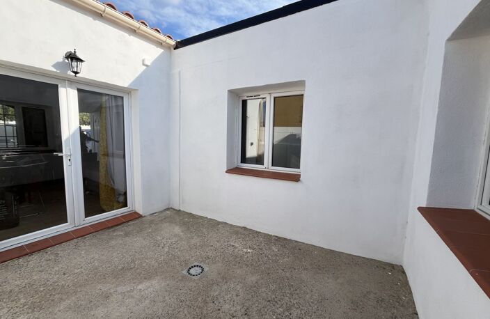 Villa PLAIN-PIED, TERRAIN — photo 3