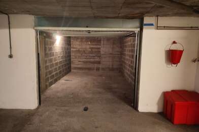 Garage  34000 €