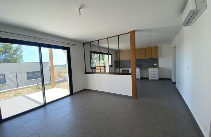 Villa — photo 3