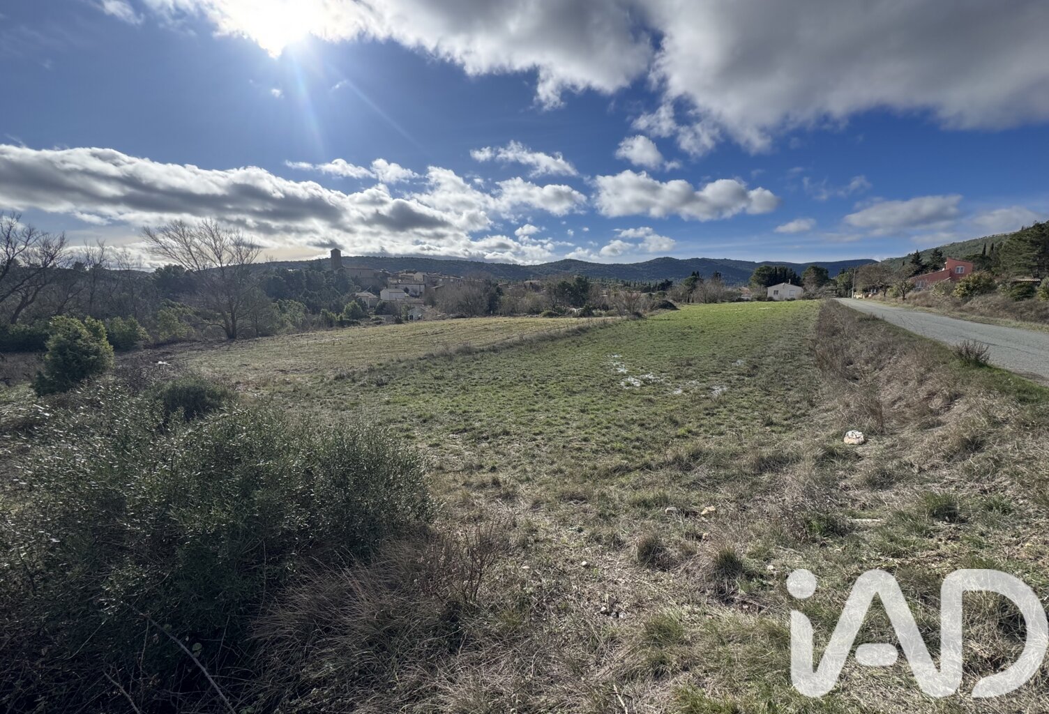 Vente Terrain à bâtir 2 103 m&sup2; — photo 1