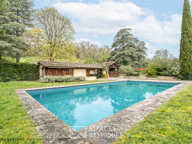 Maison de caractère rénovée avec jardin au sein d'une propriété du XIXe siècle — photo 4