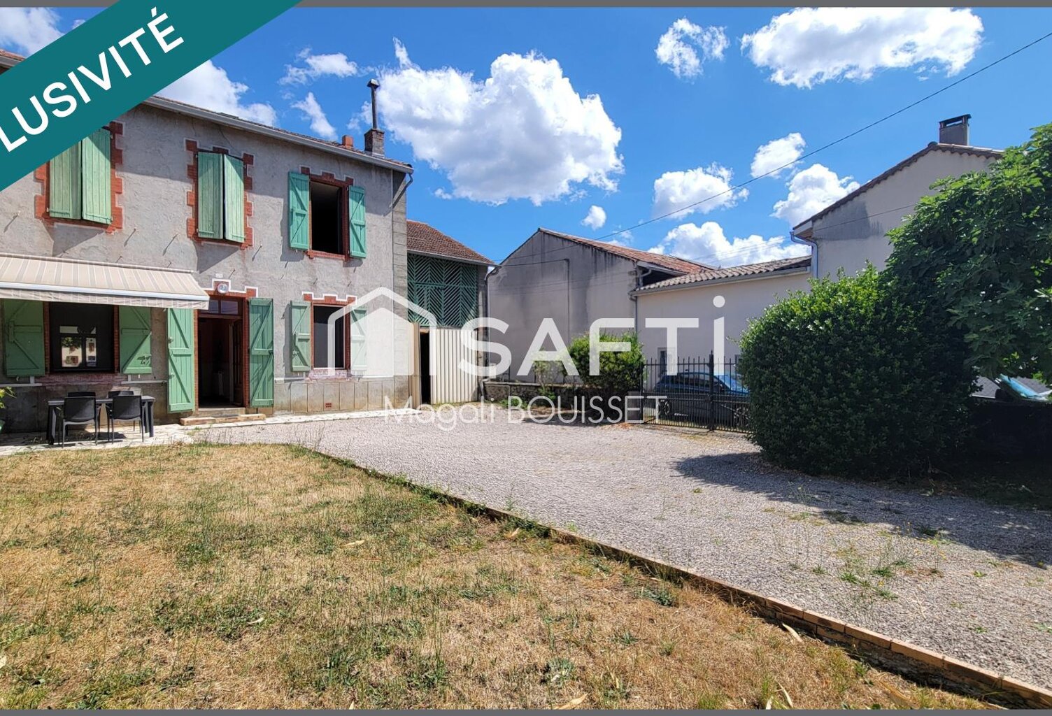 Maison T6 de 172m², cinq chambres dont une en rez-de-chaussée et sa salle d'eau. Une grange attenante et grenier, jardin et terrasse. — photo 1