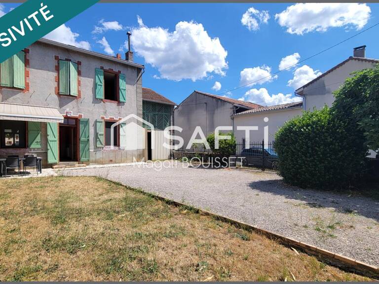 Maison T6 de 172m², cinq chambres dont une en rez-de-chaussée et sa salle d'eau. Une grange attenante et grenier, jardin et terrasse. — photo 1