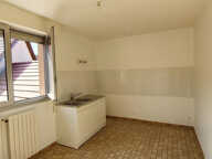 A  louer   T5 centre ville POLIGNY — photo 2