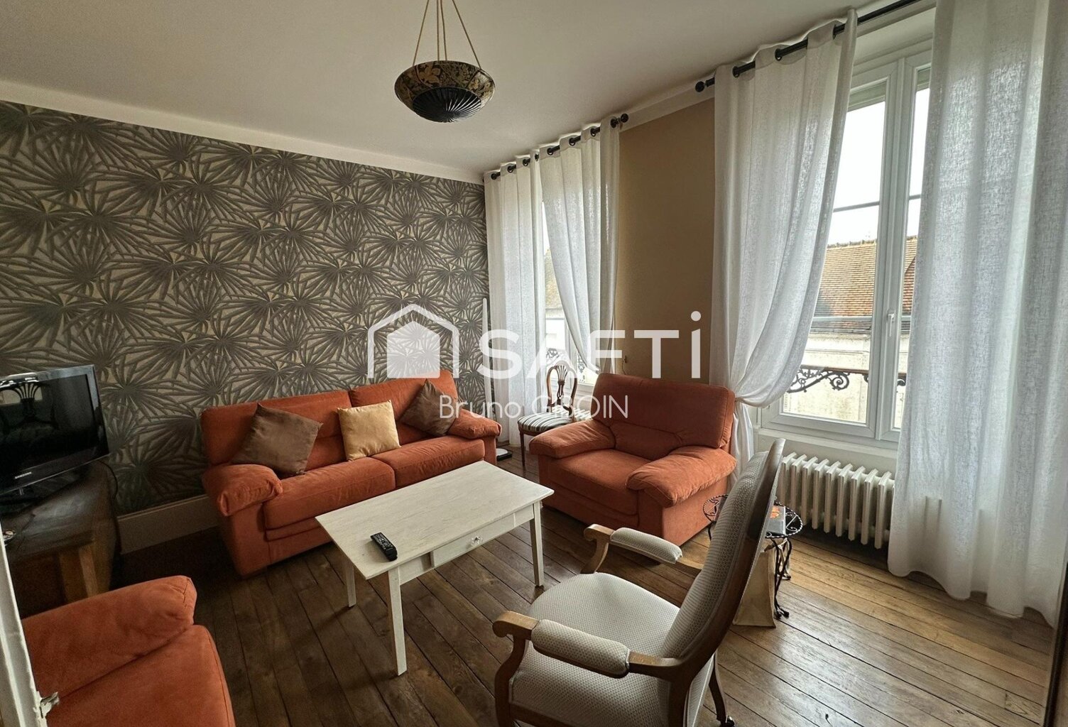 Appartement centre ville Gien, 3 pièces, 2 chambres, 98 m² — photo 1