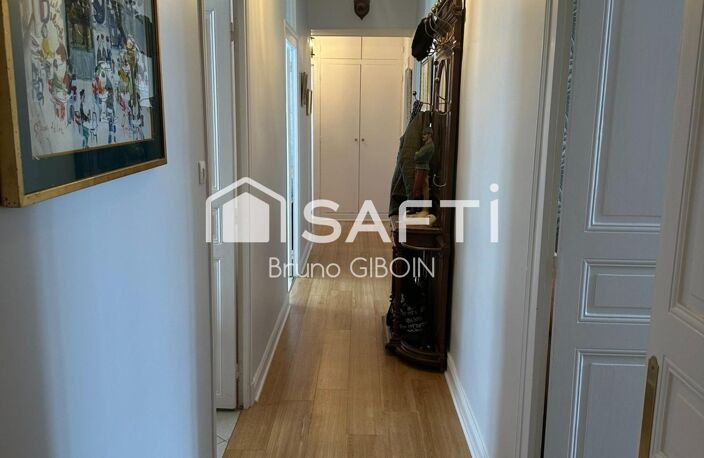 Appartement centre ville Gien, 3 pièces, 2 chambres, 98 m² — photo 2