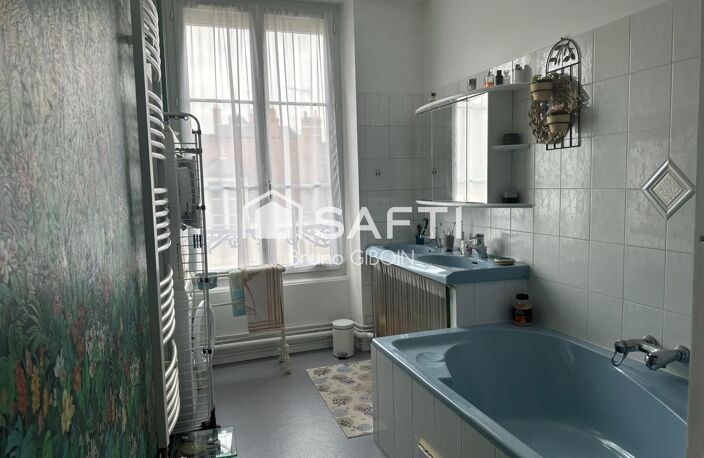 Appartement centre ville Gien, 3 pièces, 2 chambres, 98 m² — photo 3