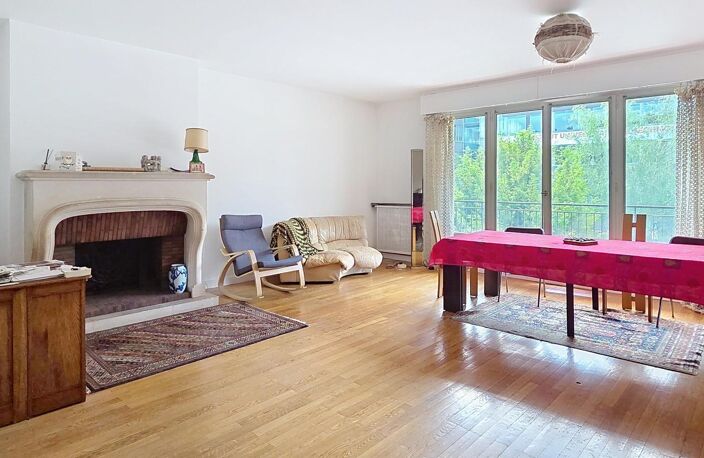 APPARTEMENT FAMILIAL-126 M2 A PROXIMITE DE LA GARE — photo 2