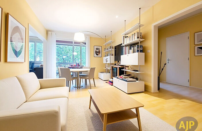 Cauderan-T4 94m²- Balcon — photo 2