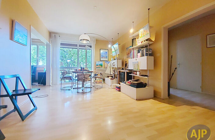 Cauderan-T4 94m²- Balcon — photo 4