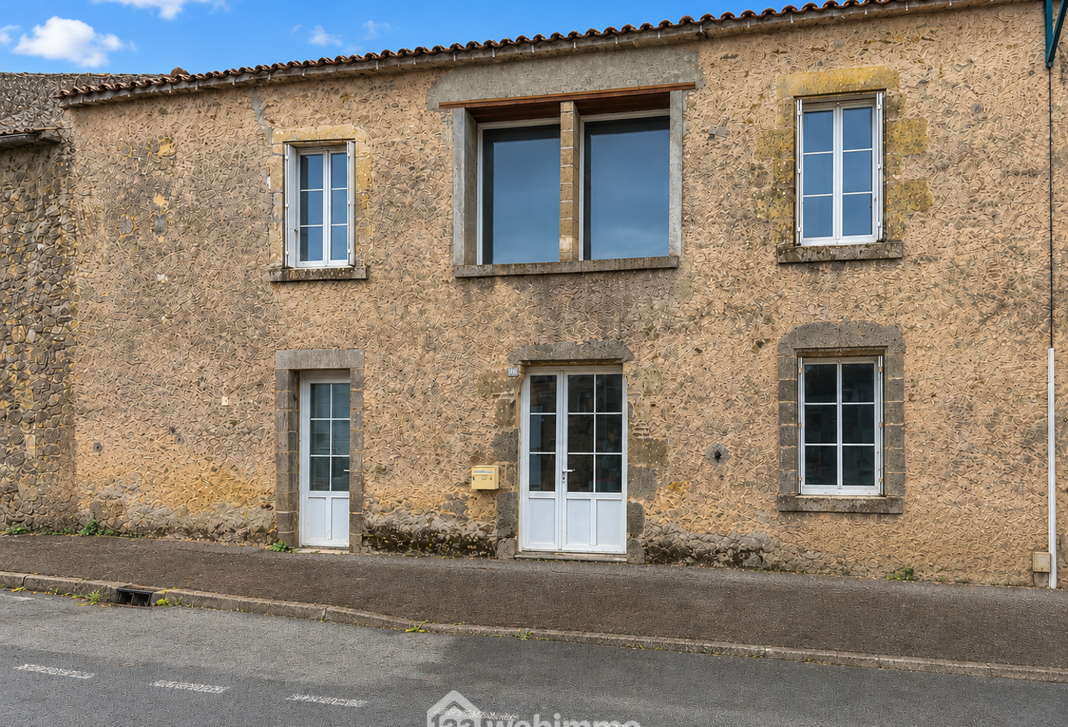 Maison de ville - 105m² - La Châtaigneraie — photo 1