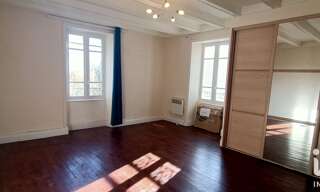 Maison 9 Pièces 281 m² à vendre à Lauresses (46210)