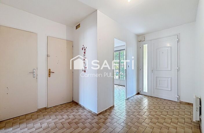Maison de plain-pied : 2 chambres, un bureau, garage, grand terrain — photo 3