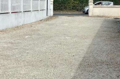 Terrain  234000 €