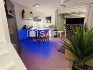Appartement , 3  chambres rénové et meublé avec piscine — photo 4